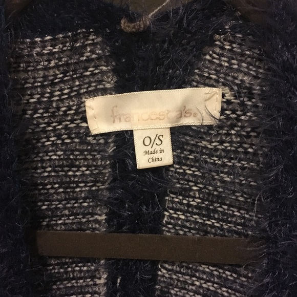 Navy blue poncho - Picture 2 of 4